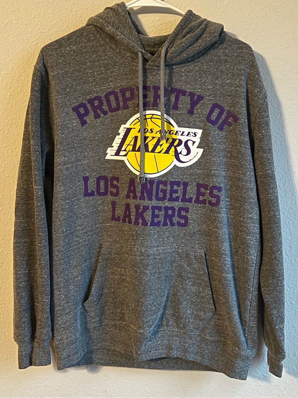 Los Angeles Lakers NBA Gray Pullover Hoodie Basketball Athletic
